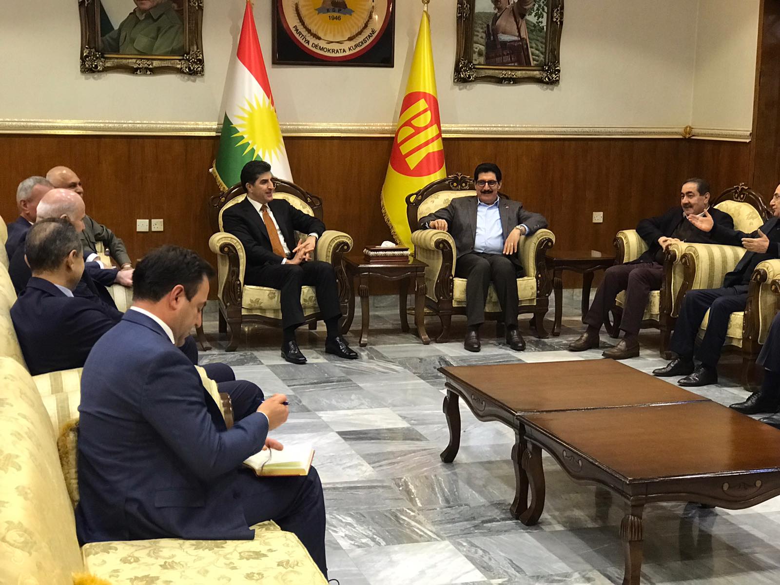 Bi wêne.. şanda serokatîya Herêmê seredana Mekteba Sîyasîya PDKyê kir